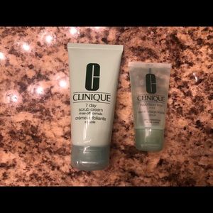 Clinique NEW set of 2 facial cleansers